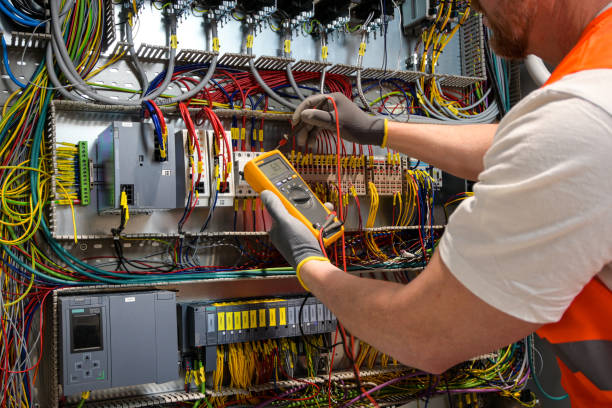 Best Local Electrician Companies  in Fayetteville, AL